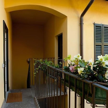 Lovely Flat With Park View Milán Exterior foto